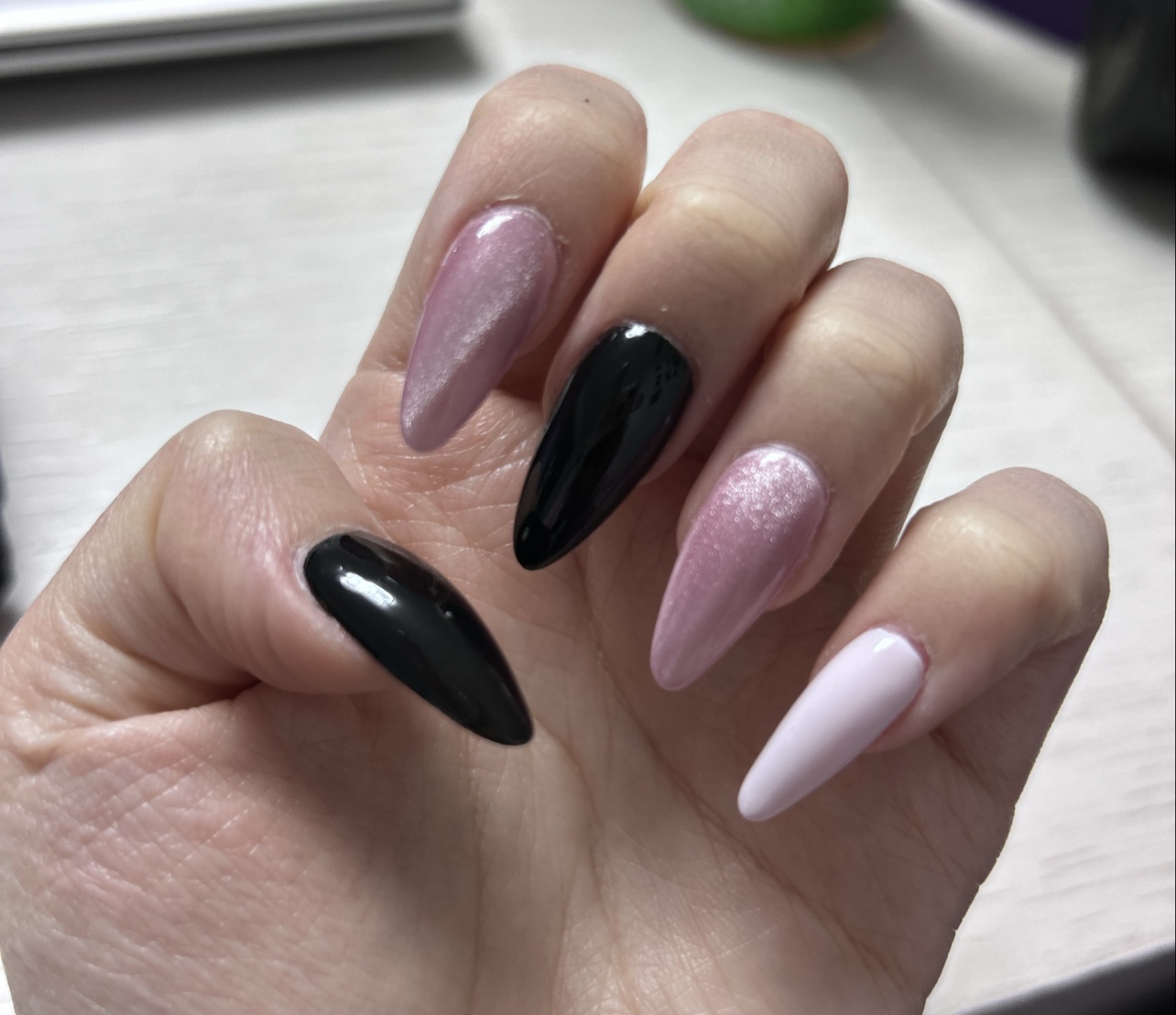 QinQin Neighbor Nail Spa Inc. nail photo 1